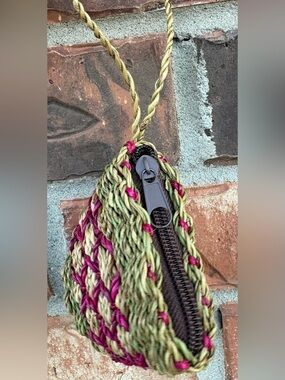 Handwoven Green and Pink Zipper Pouch coin purse